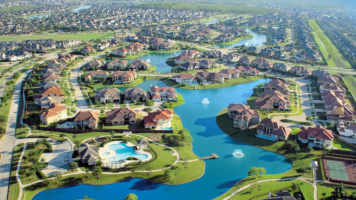 BEST PLAYABILITY FOR GREAT PERFORMANCES - Basketball Court Builders serving Houston TX